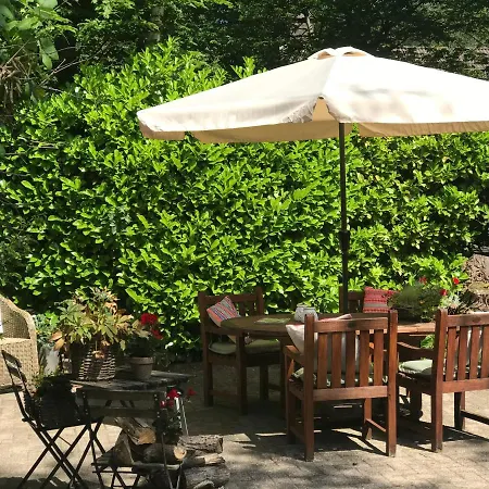 Vakantiehuis Natuurhuisje Het Bakhuis Breda Rijsbergen Het Rode Huis *